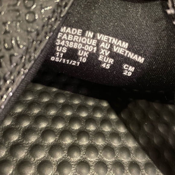 Nike slides, men black size 11 - Picture 4 of 4